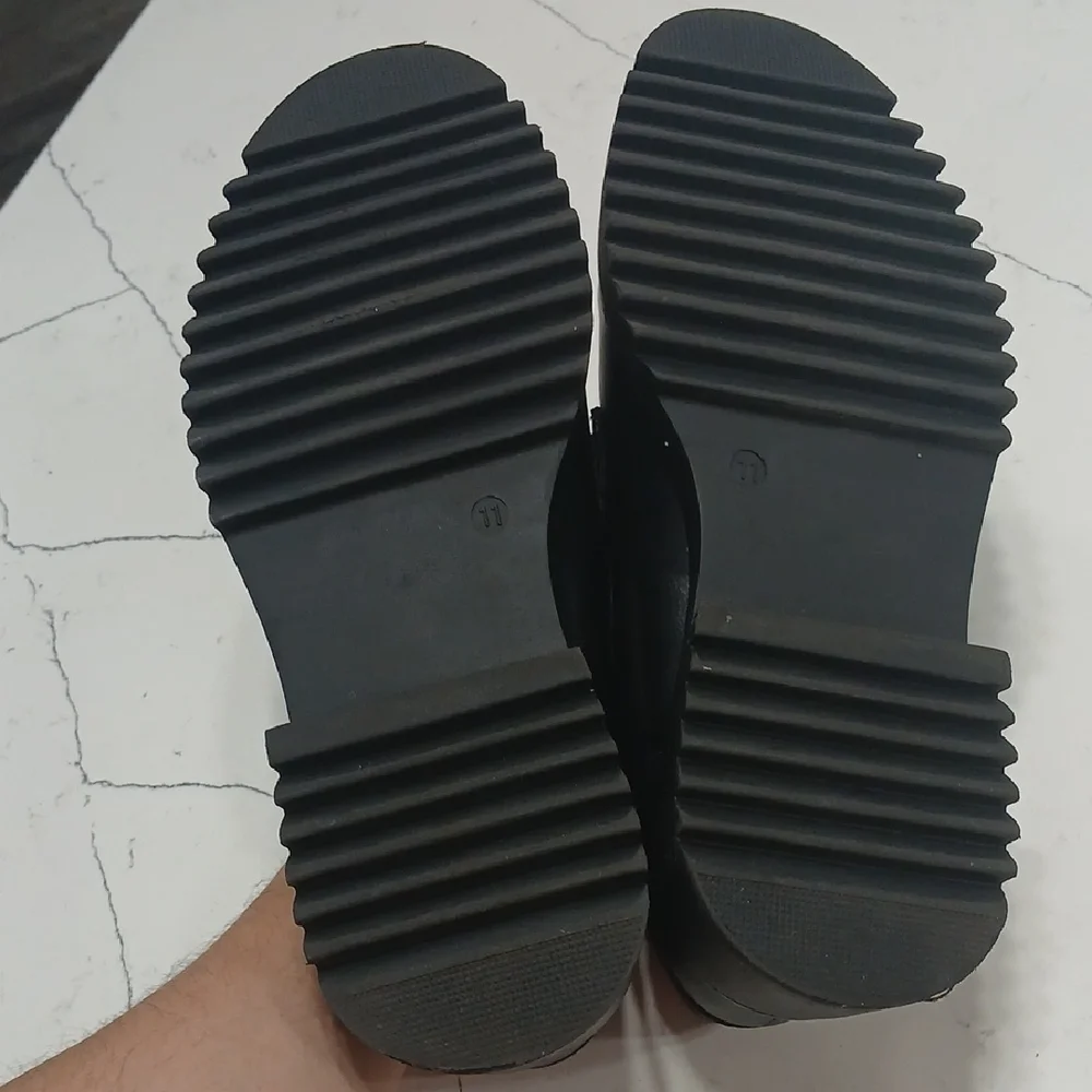 Black Loafers By Limelight Man Made Material, Sz 11, Gentle Useda little scratch